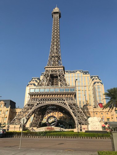 Parisian Macao